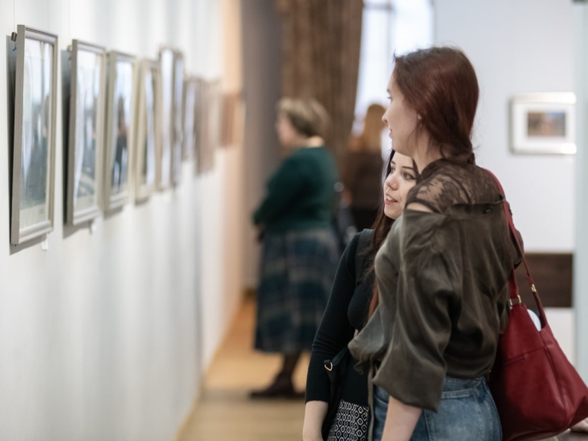 Забайкальцев пригласили узнать секреты реставрации 70-летней картины 